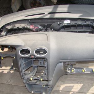 Ford Форд Фокус 2 2008 г Парприз Панель Торпедо